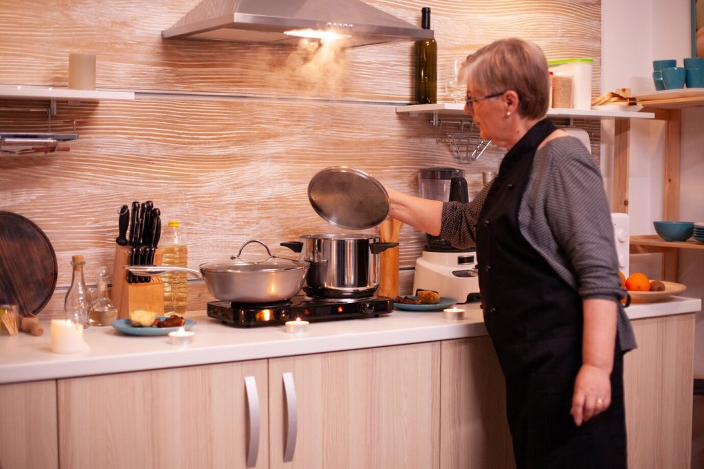 10 raisons d'investir dans une hotte aspirante pour votre cuisine