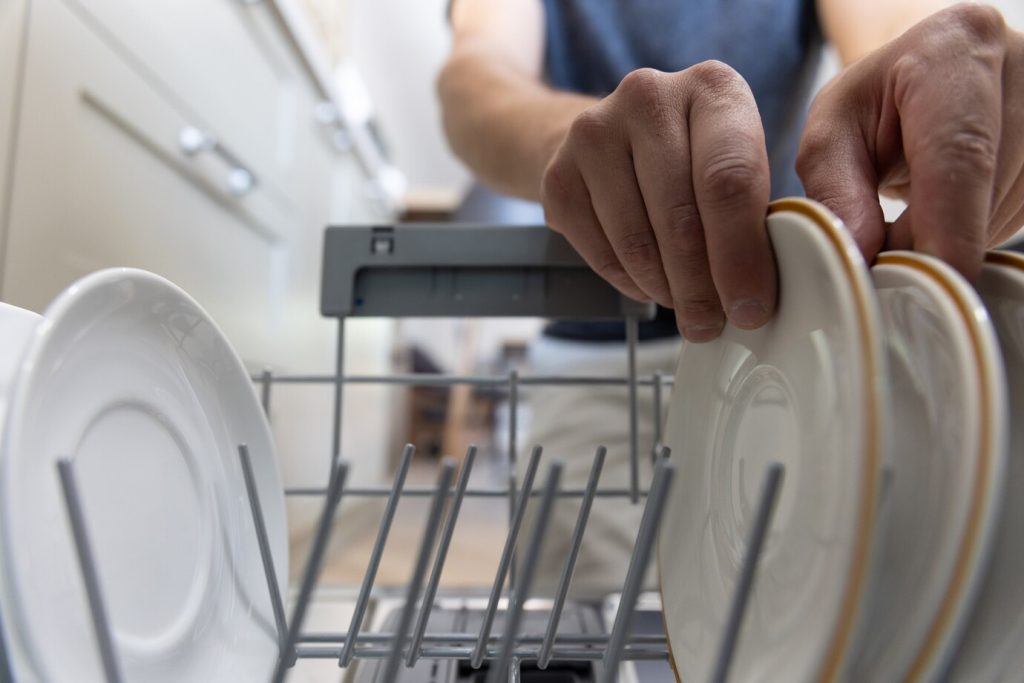 Comment entretenir et prolonger la durée de vie de votre lave-vaisselle ?